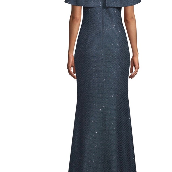 St john gown - Picture 5 of 7